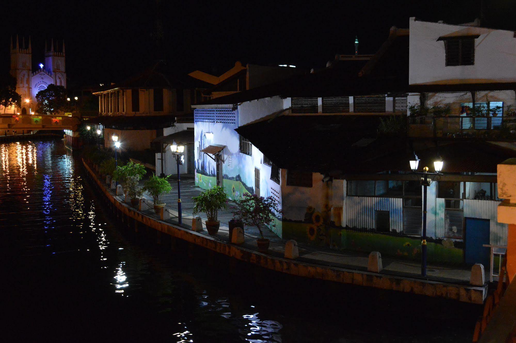 Jawa Street Townstay Malacca Exterior photo